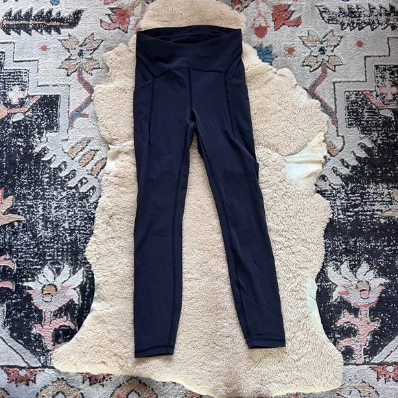 lululemon athletica Pants - Lululemon Power Thru High Rise Tight 25” Black Size 4 Leggings